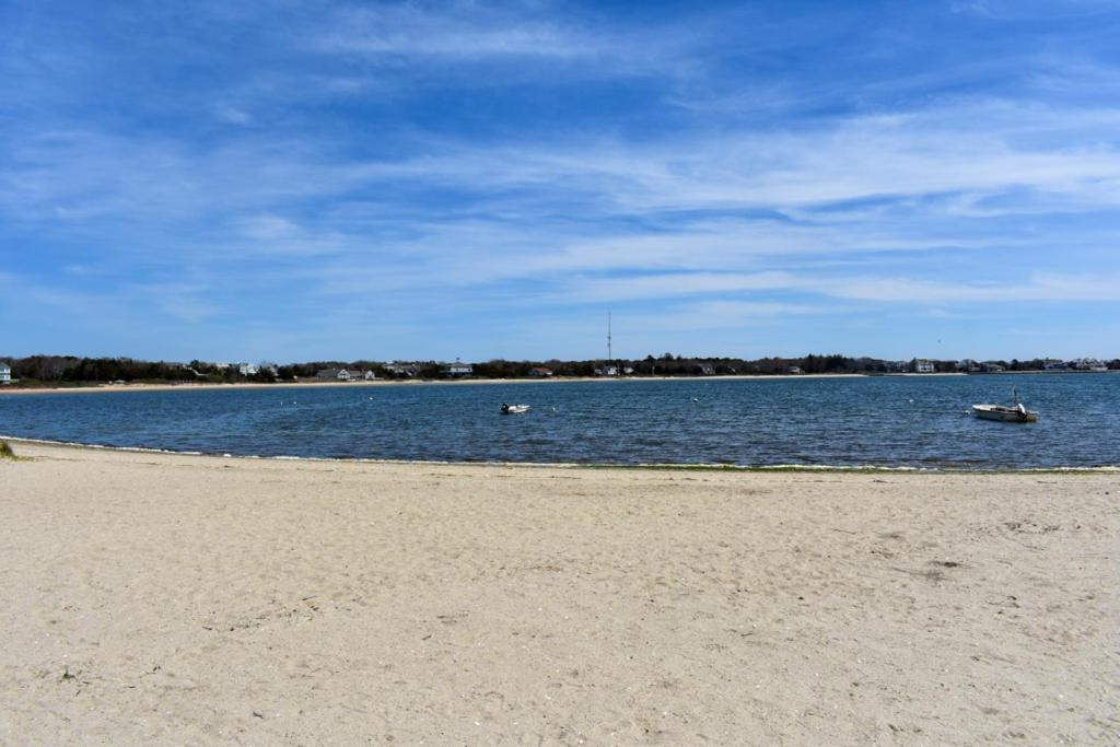 Seaside Serenity, Just A Block /0.1 Mile Away From The Beach Yarmouth Bagian luar foto