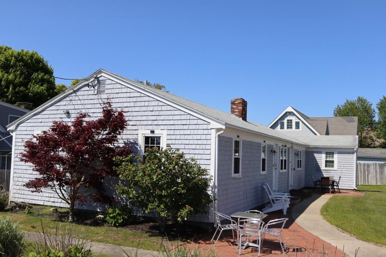Seaside Serenity, Just A Block /0.1 Mile Away From The Beach Yarmouth Bagian luar foto