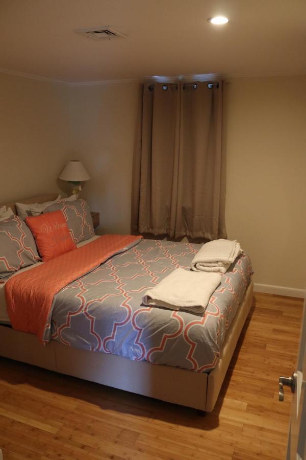 Seaside Serenity, Just A Block /0.1 Mile Away From The Beach Yarmouth Bagian luar foto