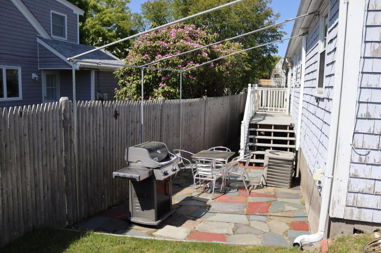 Seaside Serenity, Just A Block /0.1 Mile Away From The Beach Yarmouth Bagian luar foto
